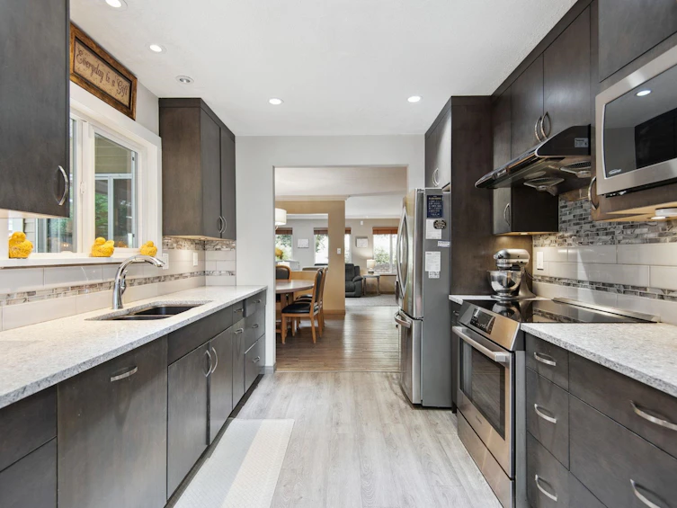 10845 85b Avenue, Delta, BC, V4C 7Y3 - 12