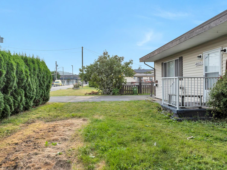 46021 Fifth Avenue, Chilliwack, BC, V2P 1M6 - 4