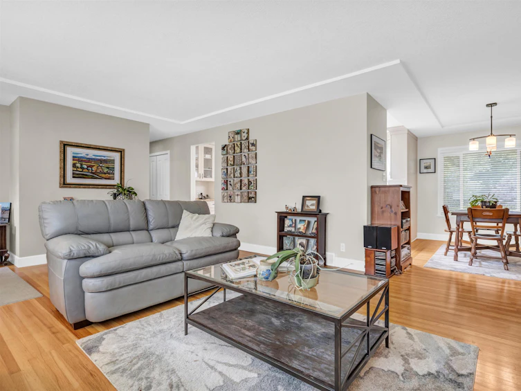 2887 Woodland Street, Abbotsford, BC, V2S 4E5 - 2
