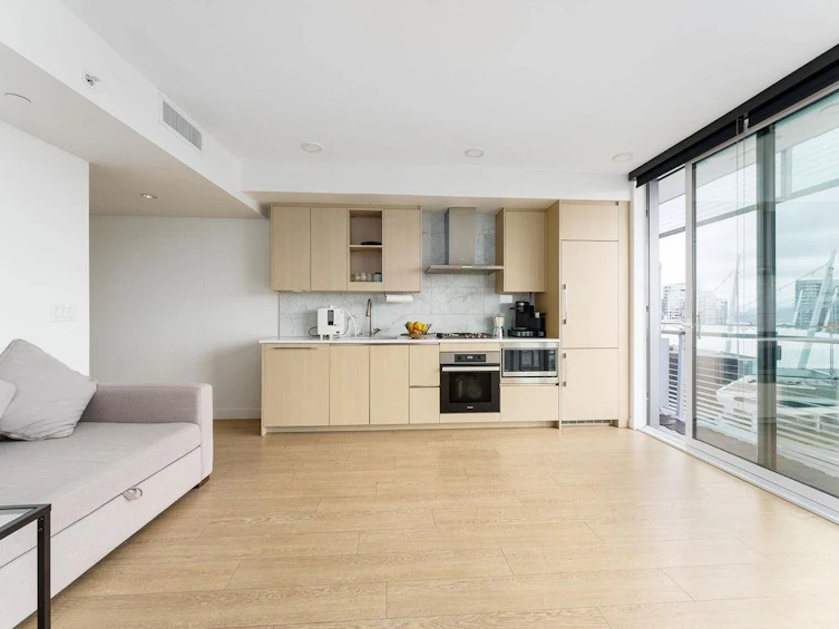 2313-89 Nelson Street, Vancouver, BC, V6Z 0E7 - 3