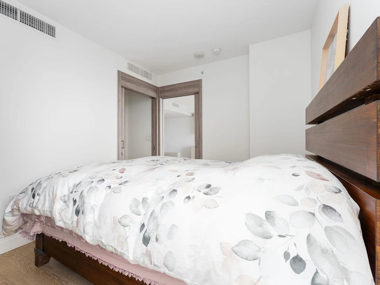 2313-89 Nelson Street, Vancouver, BC, V6Z 0E7 - 11