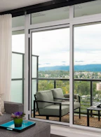 2710 4730 Lougheed Highway
