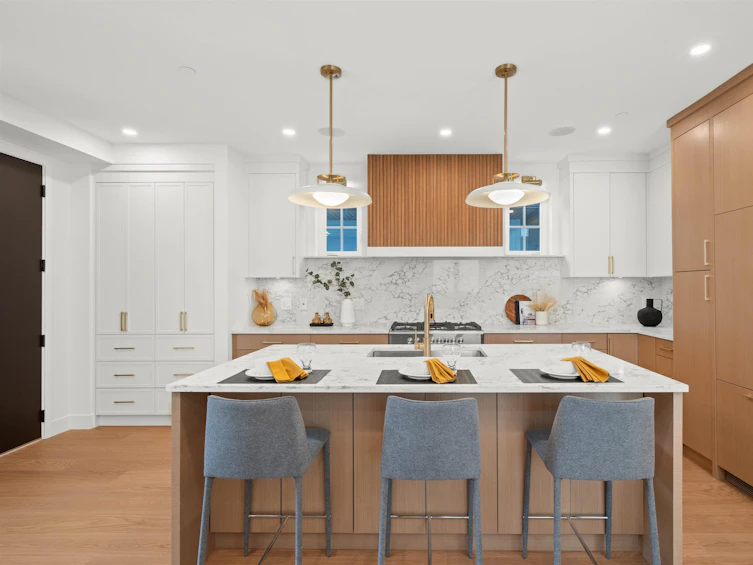 1-1161 East 11th Avenue, Vancouver, BC, V5T 2G4 - 8