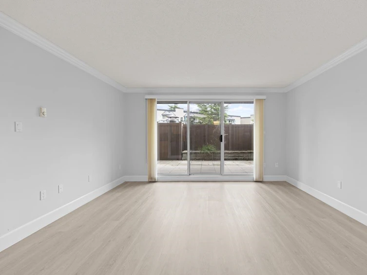 104-1840 East Southmere, Surrey, BC, V4A 9C5 - 4