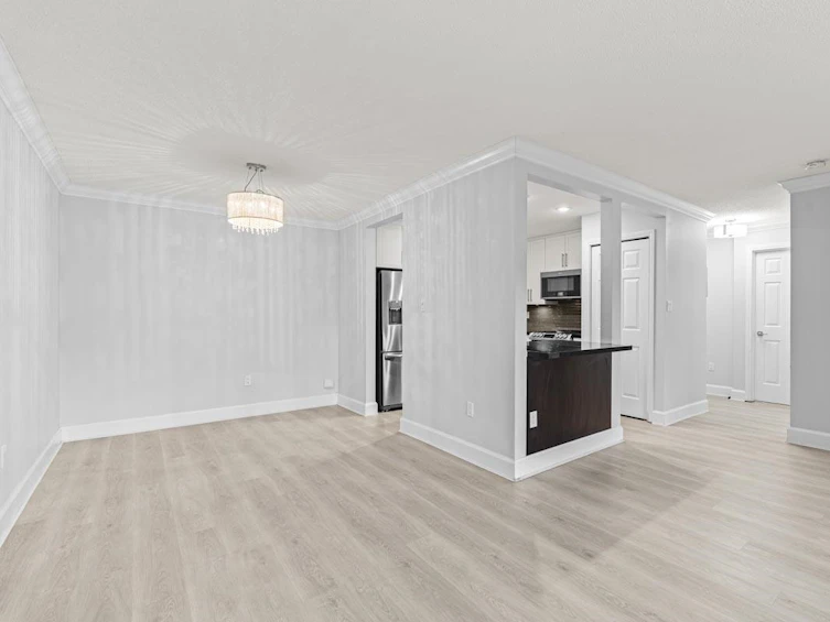 104-1840 East Southmere, Surrey, BC, V4A 9C5 - 9
