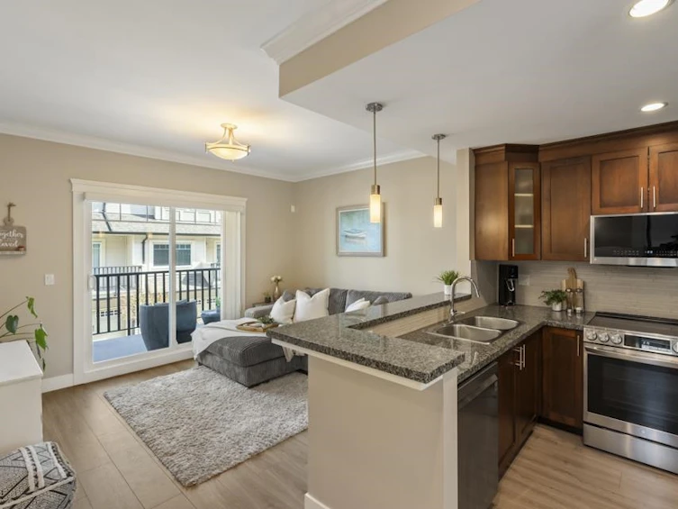 34-8358 121a, Surrey, BC, V3W 1T6 - 5
