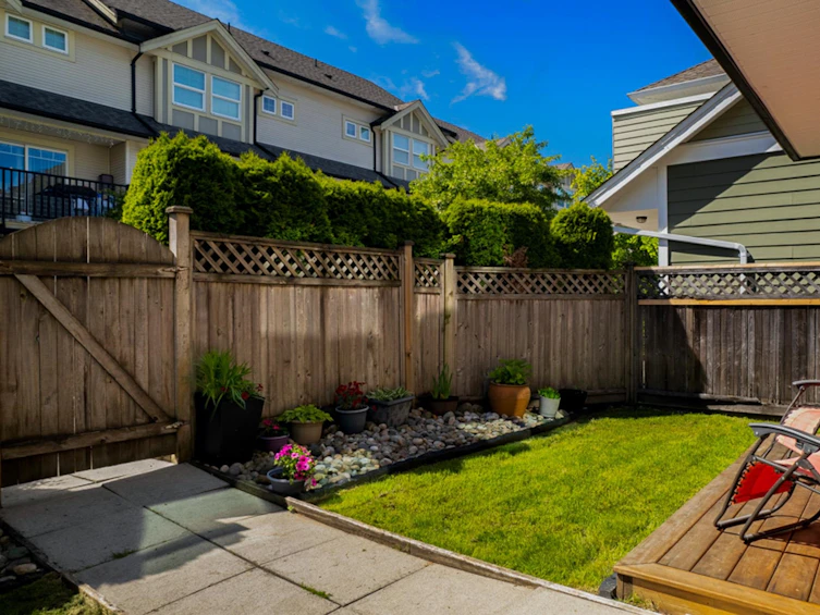 34-8358 121a, Surrey, BC, V3W 1T6 - 32