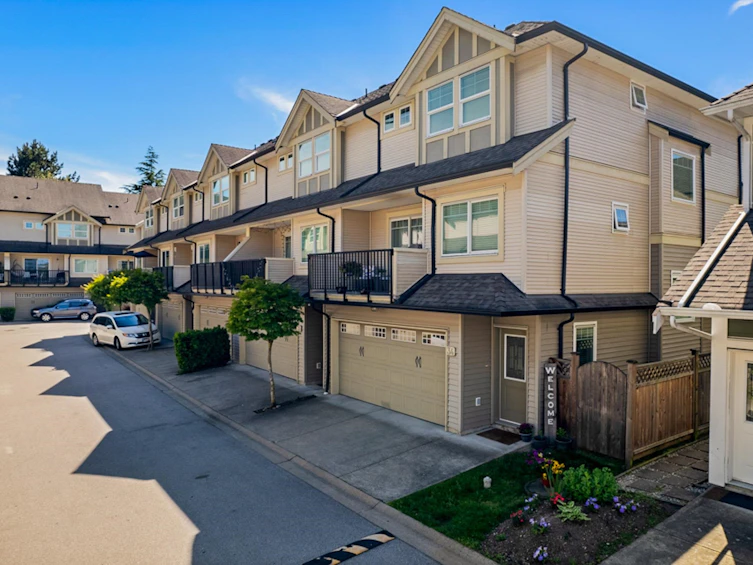 34-8358 121a, Surrey, BC, V3W 1T6 - 35