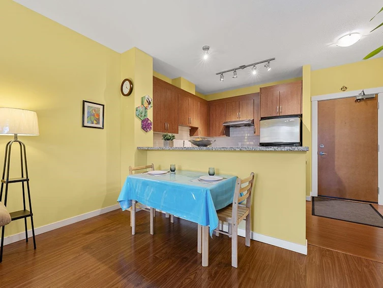 410-4723 Dawson Street, Burnaby, BC, V5C 0A7 - 12