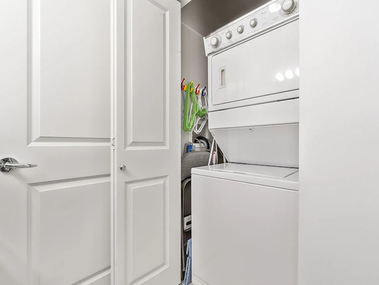 410-4723 Dawson Street, Burnaby, BC, V5C 0A7 - 23