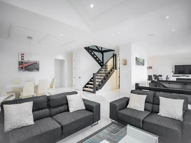 11376 Royal Crescent, Surrey, BC, V3V 8A3 - 2