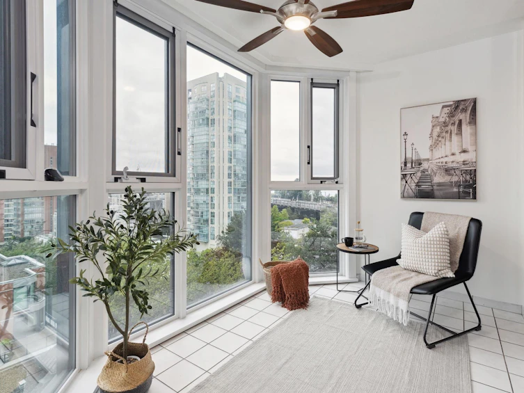 809-888 Pacific Street, Vancouver, BC, V6Z 2S6 - 3