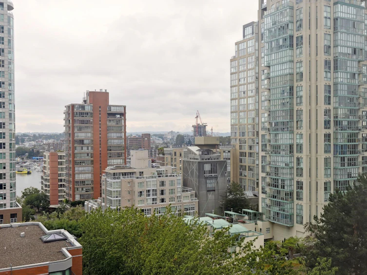 809-888 Pacific Street, Vancouver, BC, V6Z 2S6 - 8