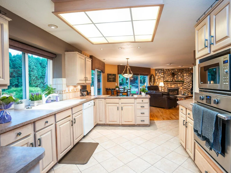 732 Thistledown Place, Delta, BC, V4L 2H5 - 17