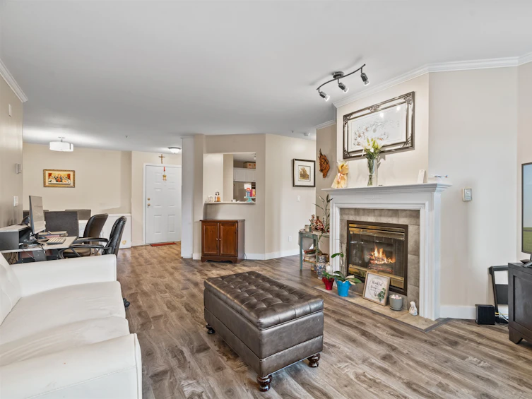 201-12155 75a, Surrey, BC, V3W 1B9 - 18