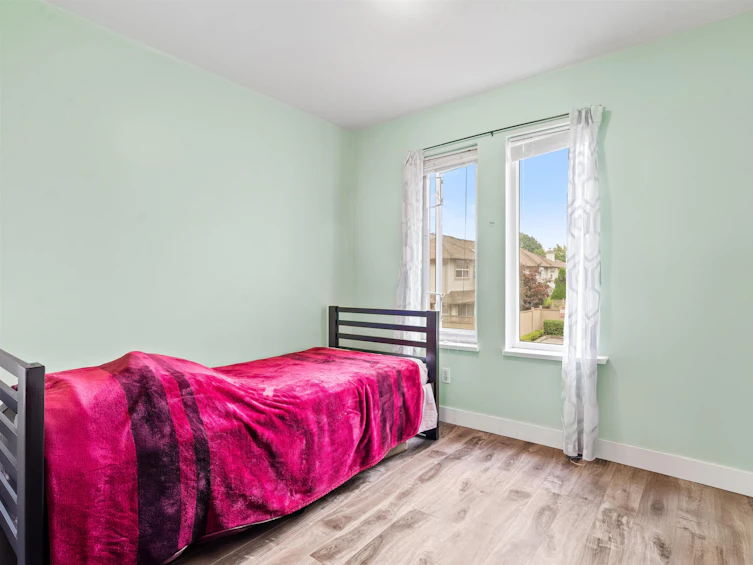 201-12155 75a, Surrey, BC, V3W 1B9 - 23