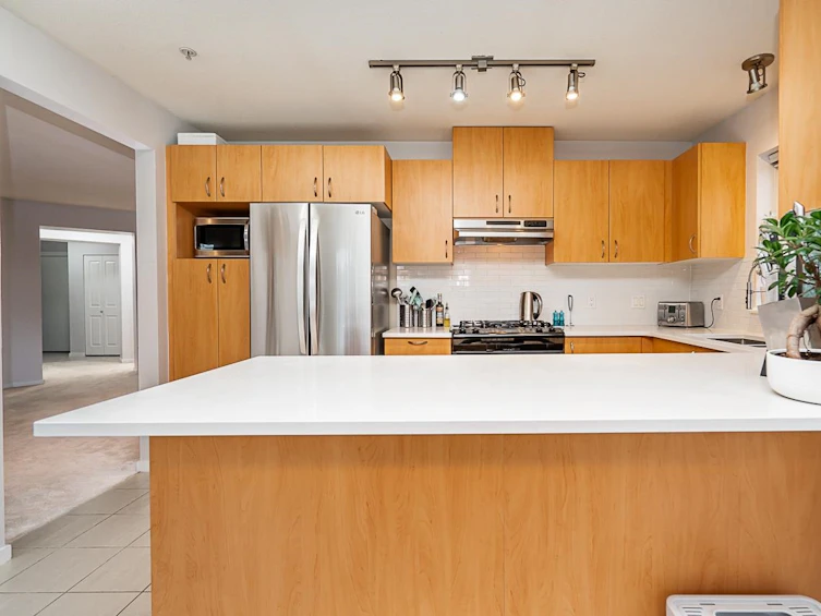 411-9283 Government Street, Burnaby, BC, V3N 0A5 - 14
