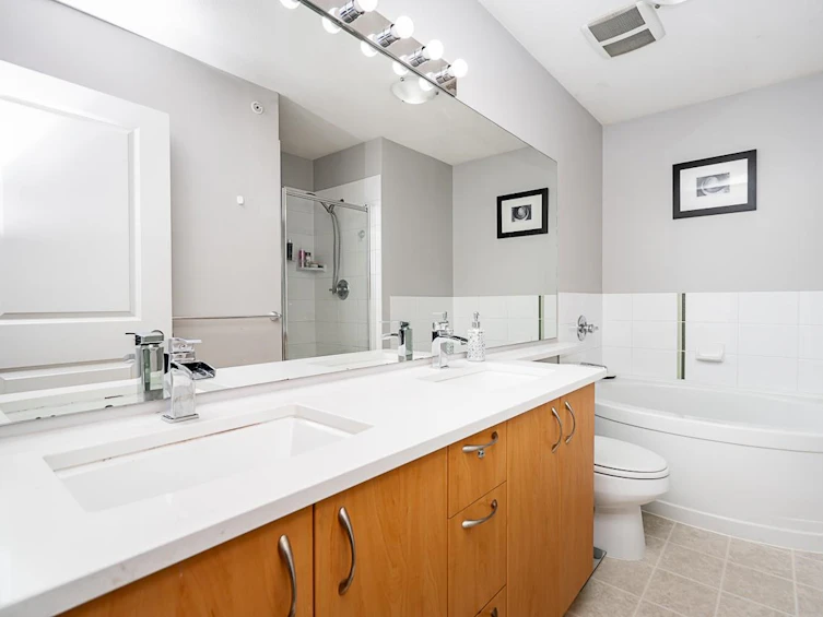 411-9283 Government Street, Burnaby, BC, V3N 0A5 - 17