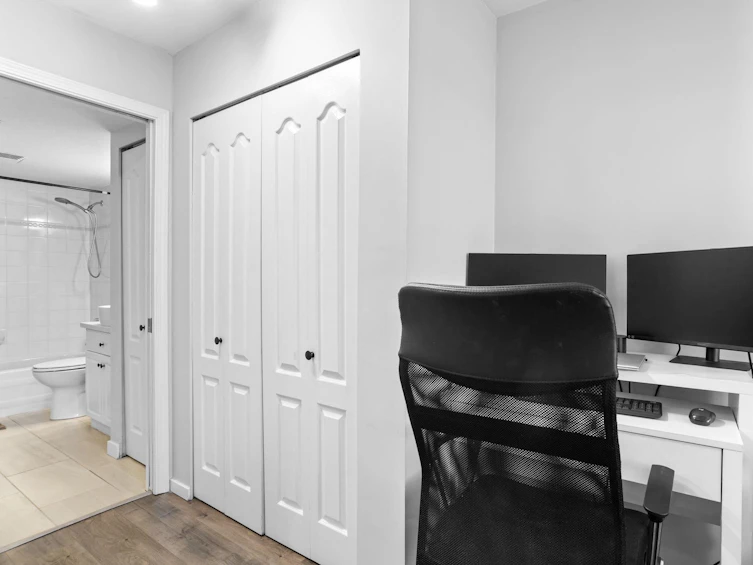 213-33728 King, Abbotsford, BC, V2S 8J4 - 25