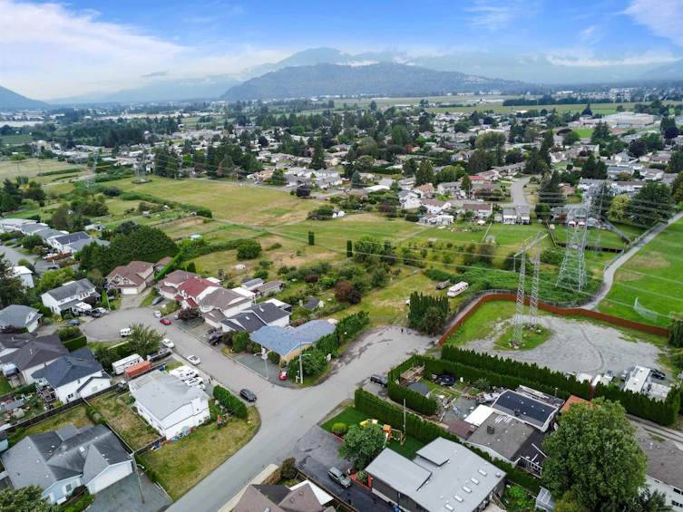 45505 Sininger Place, Chilliwack, BC, V2R 3W7 - 11