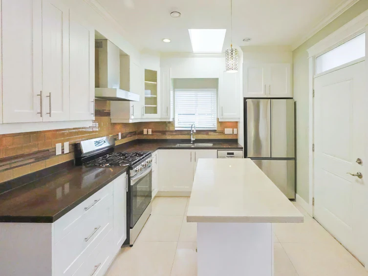 8381 Fremlin Street, Vancouver, BC, V6P 3X1 - 5