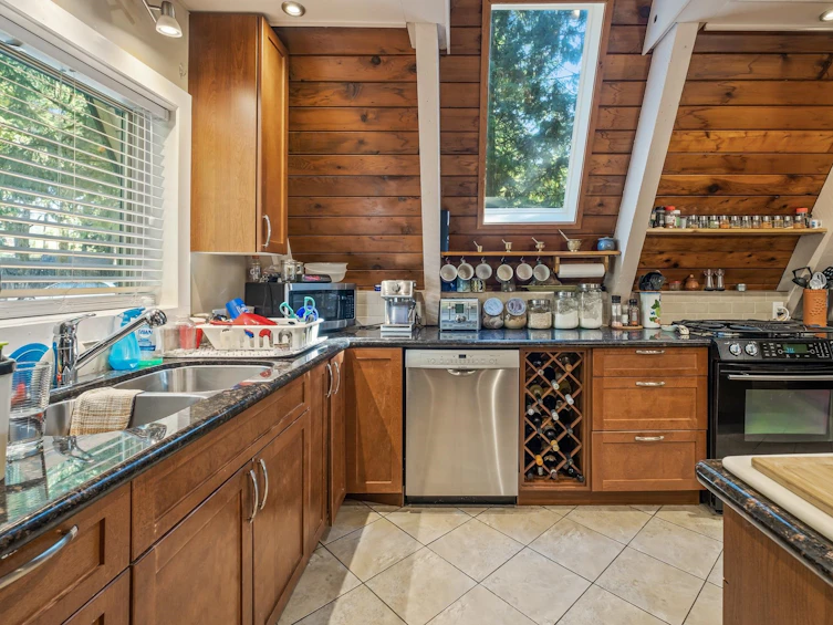 14241 Silver Valley Road, Maple Ridge, BC, V4R 2R3 - 17
