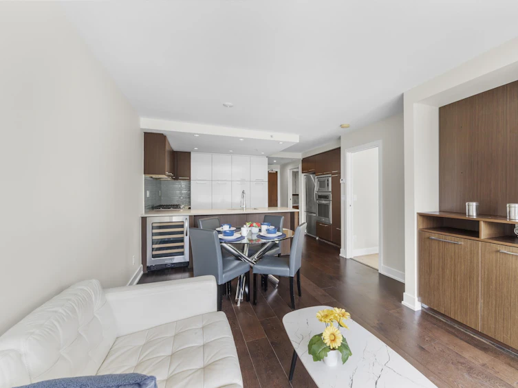 302-1680 West 4th Avenue, Vancouver, BC, V6J 1L9 - 7