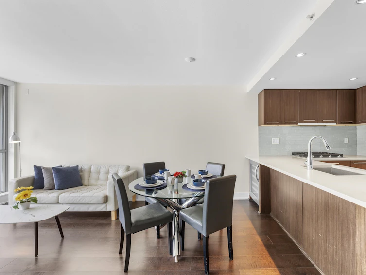 302-1680 West 4th Avenue, Vancouver, BC, V6J 1L9 - 12