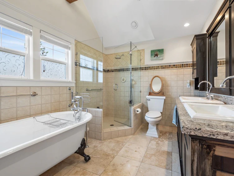 1408 129a Street, Surrey, BC, V4A 3Y7 - 16