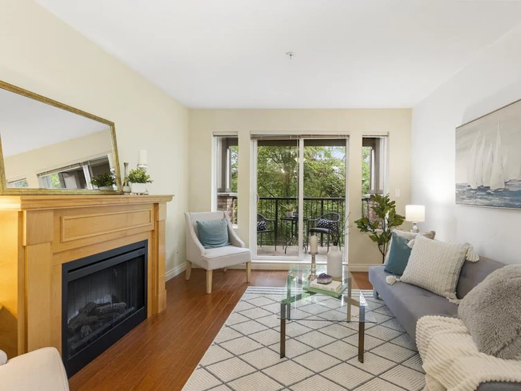 404-8717 160, Surrey, BC, V4N 5X7 - 2