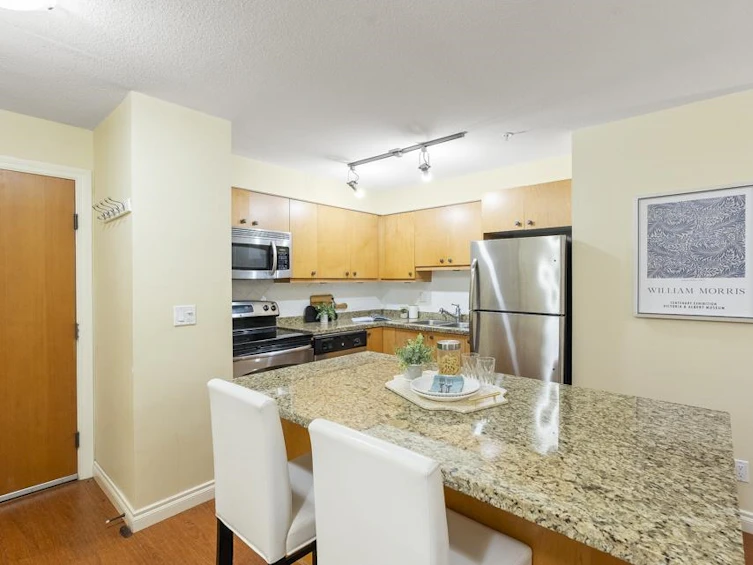 404-8717 160, Surrey, BC, V4N 5X7 - 14