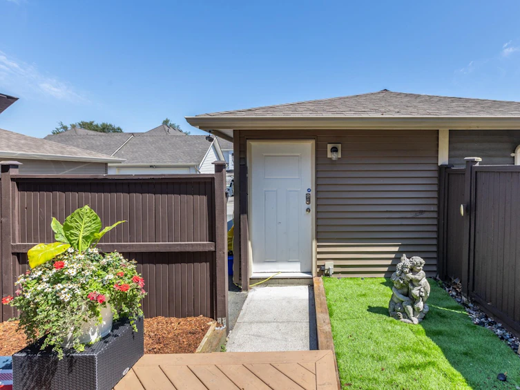 7818 211a Street, Langley, BC, V2Y 0J3 - 37
