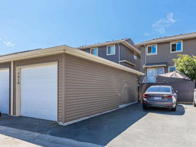 7818 211a Street, Langley, BC, V2Y 0J3 - 38