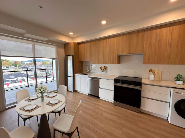 403-11907 223 Street, Maple Ridge, BC, V2X 5Y4 - 2