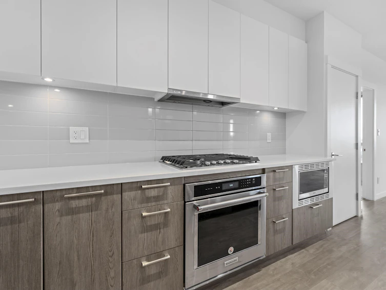 202-625 East 3rd Street, North Vancouver, BC, V7L 1G6 - 9