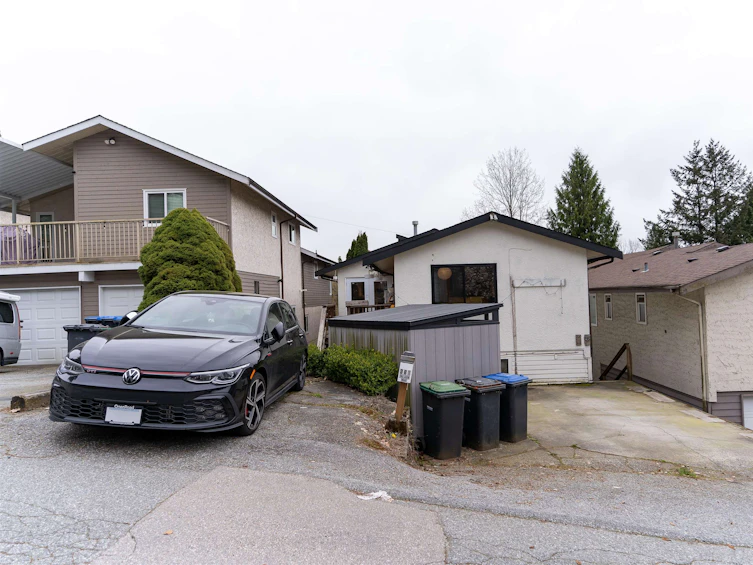 381 Clarence Street, Port Moody, BC, V3H 2Y1 - 38