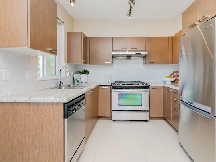432-9500 Odlin Road, Richmond, BC, V6X 0H5 - 11