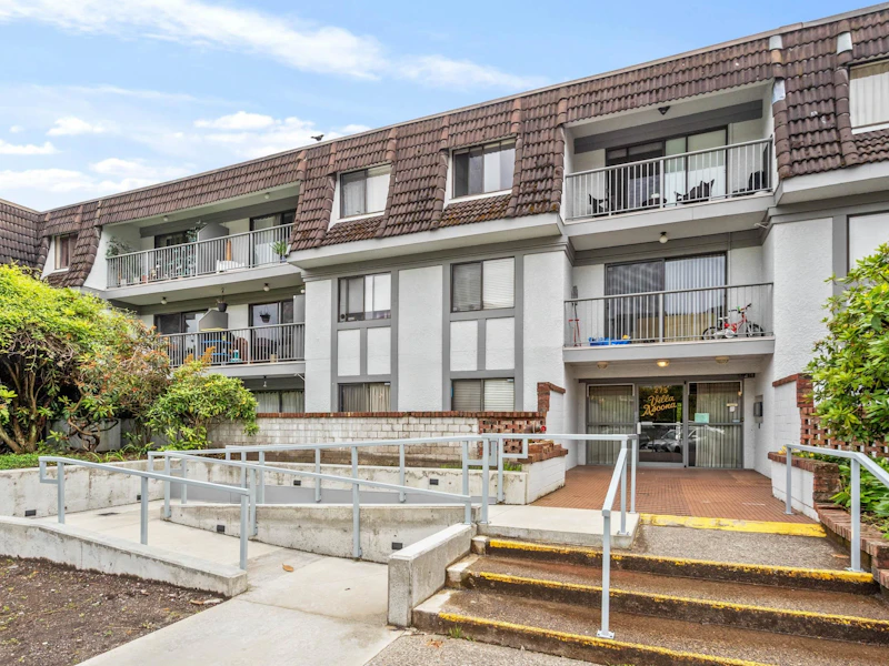 115 - 275 W 2nd Street, North Vancouver BC V7M 1C9