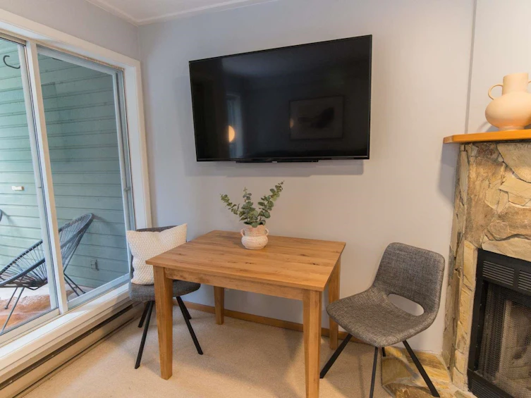 34-2217 Marmot Place, Whistler, BC, V0N 1B2 - 3