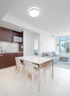 1907 1028 Barclay Street
