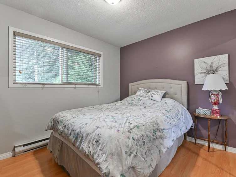 3176 Old Clayburn Road, Abbotsford, BC, V2S 4H3 - 17