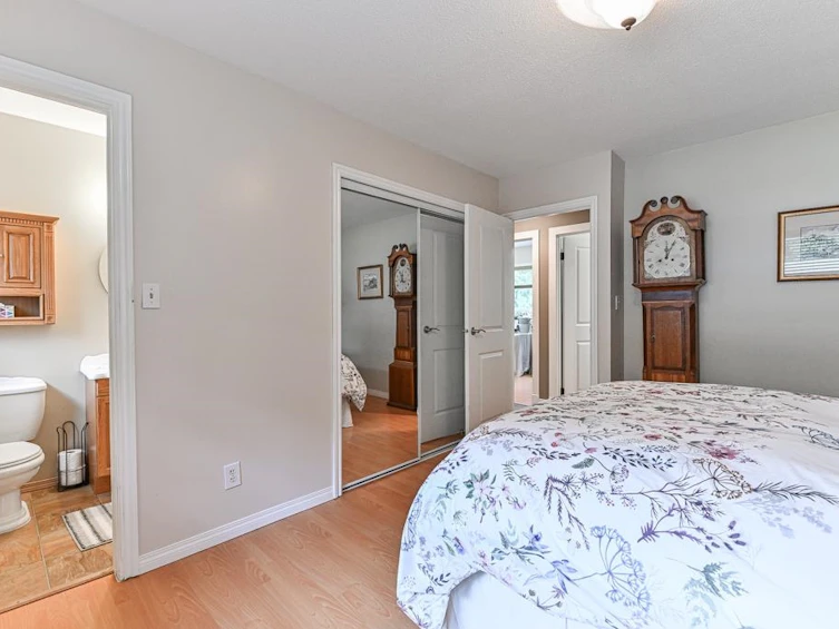 3176 Old Clayburn Road, Abbotsford, BC, V2S 4H3 - 20