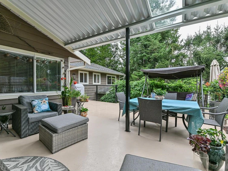 3176 Old Clayburn Road, Abbotsford, BC, V2S 4H3 - 24