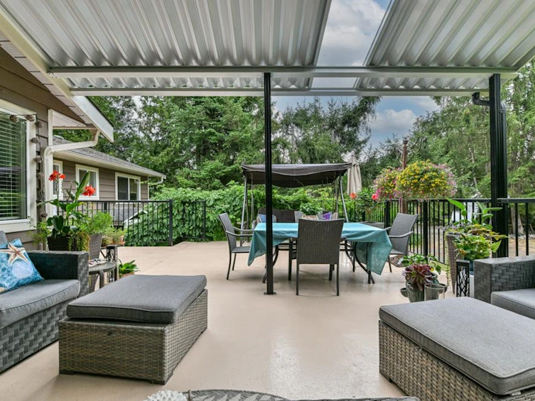 3176 Old Clayburn Road, Abbotsford, BC, V2S 4H3 - 25