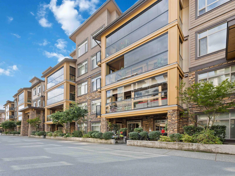 209 - 12635 190a Street, Pitt Meadows BC V3Y 2J2