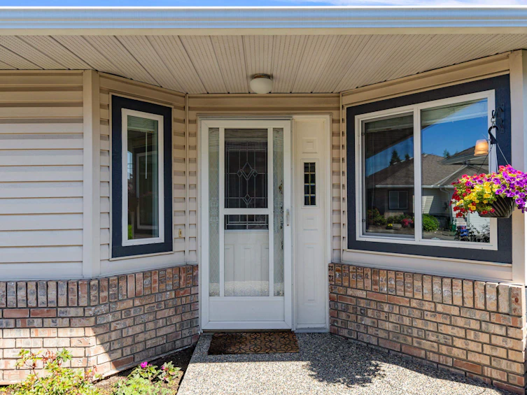 24-5550 Langley By-pass, Langley, BC, V3A 7Z3 - 5