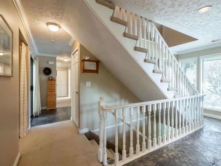 2363 Sentinel Drive, Abbotsford, BC, V2S 5J1 - 10