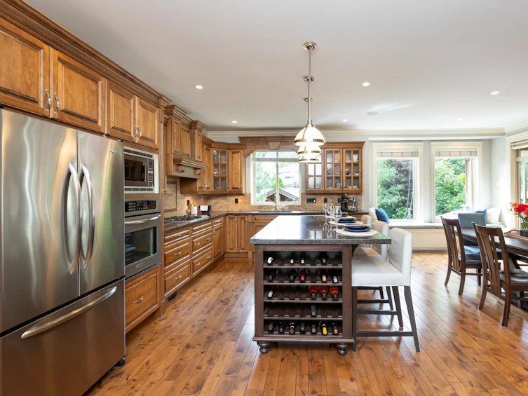9385 207 Street, Langley, BC, V1M 2W7 - 9
