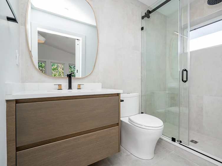 648 East 30th Avenue, Vancouver, BC, V5V 2V6 - 17