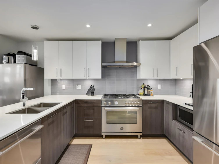 413-13040 No. 2 Road, Richmond, BC, V7E 0C4 - 3